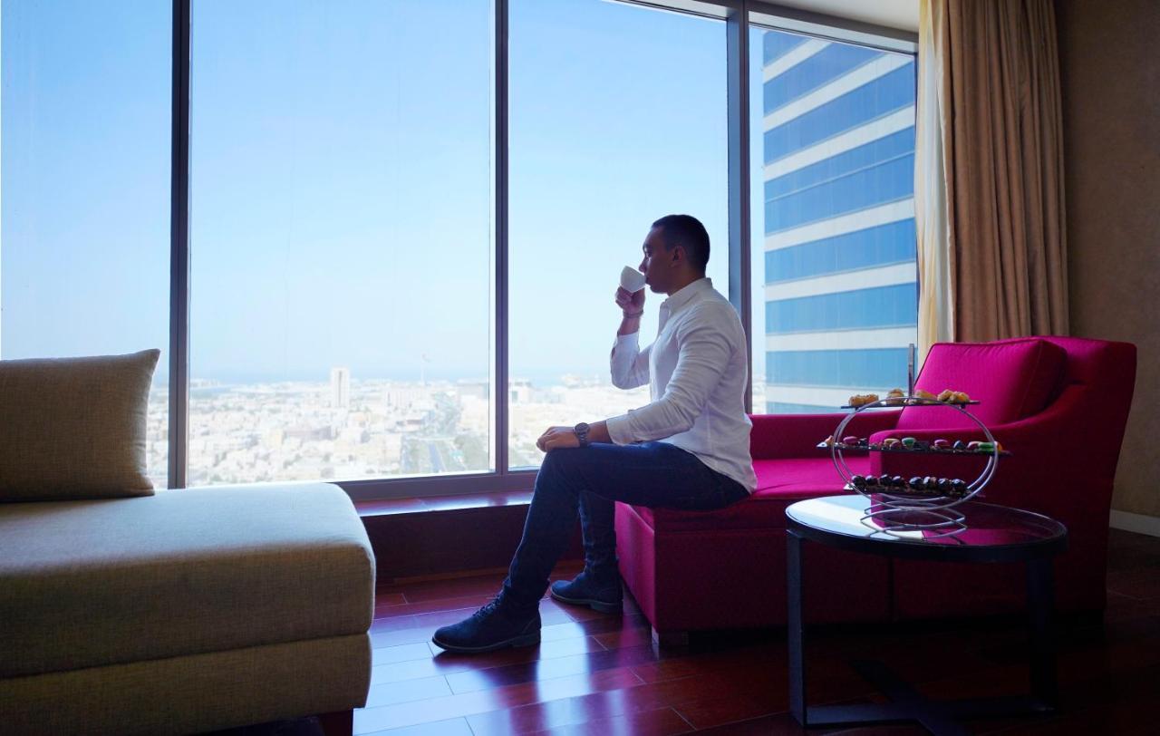 Hotel The H Dubaï Extérieur photo A guest at the hotel