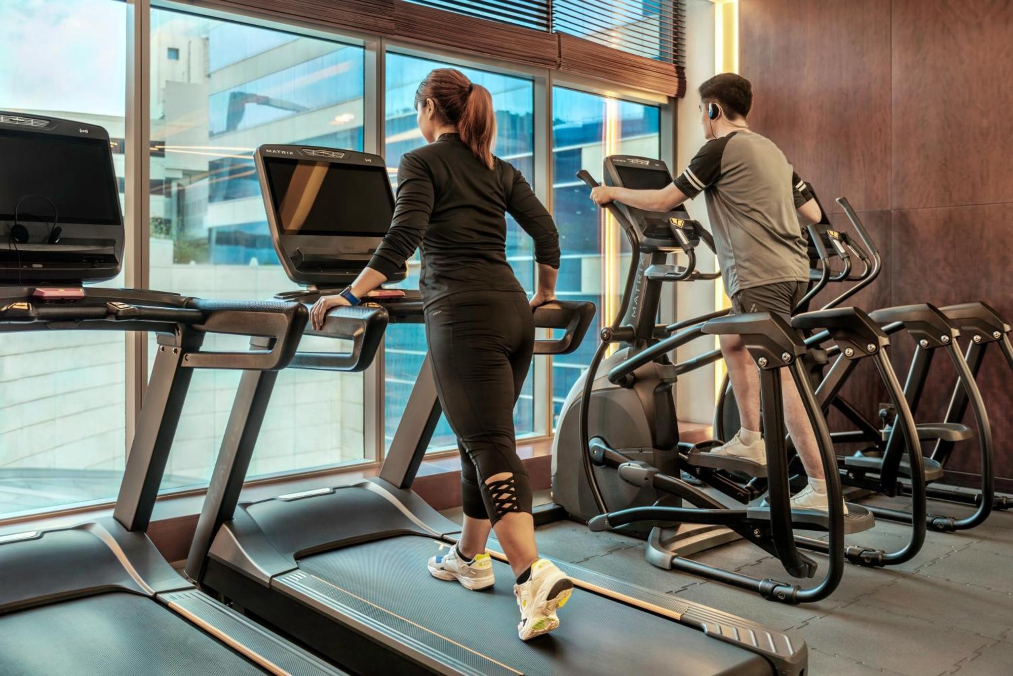 Hotel The H Dubaï Extérieur photo A treadmill