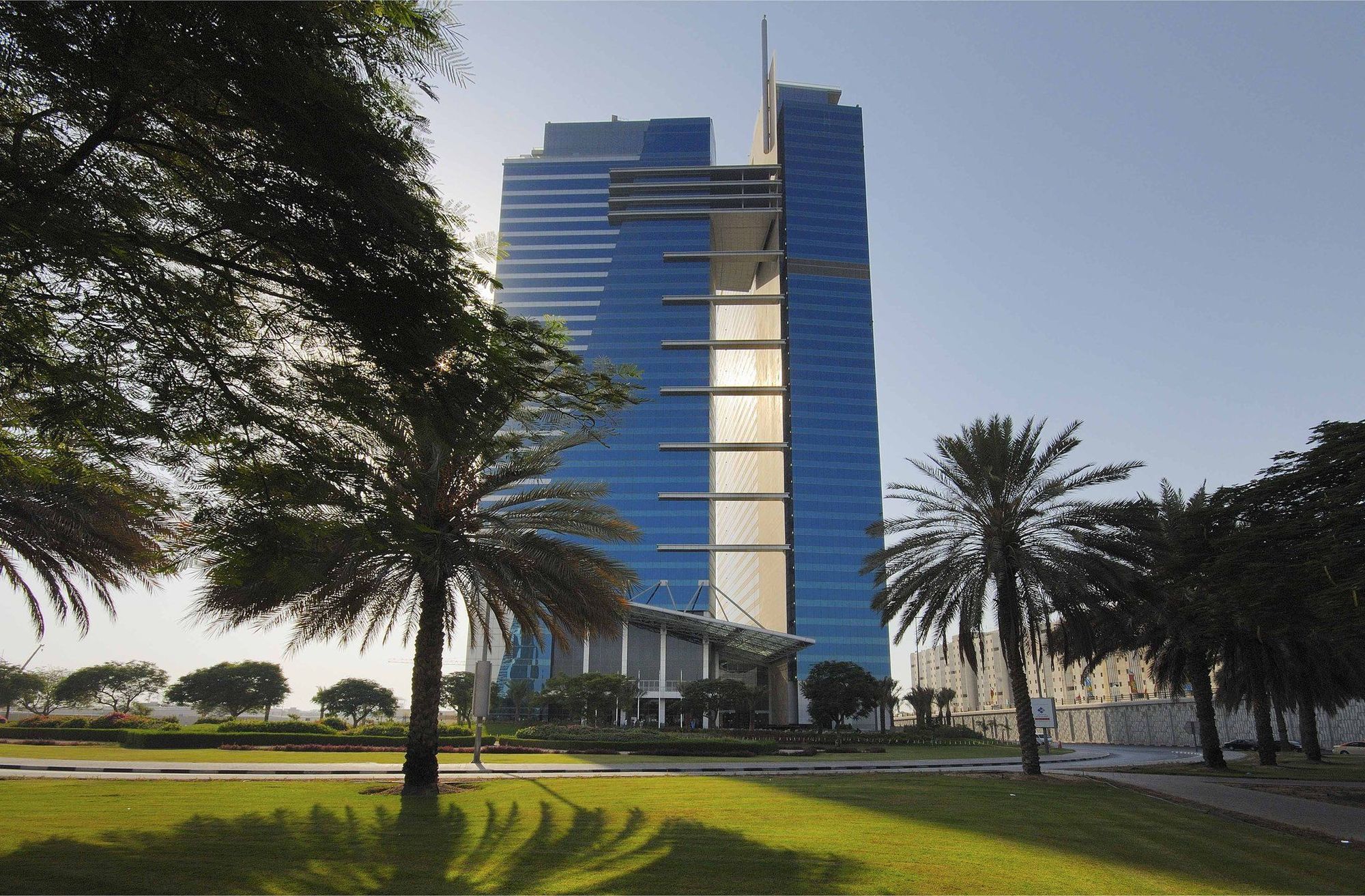 Hotel The H Dubaï Extérieur photo The Ritz-Carlton, Bahrain